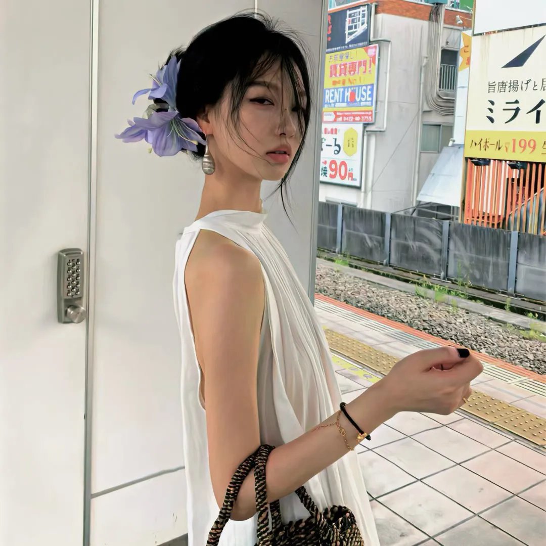 两极对立